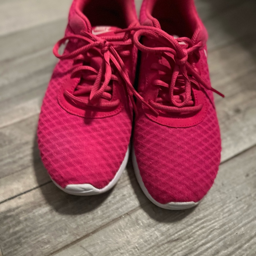 🌺🌺 Nike 🌺🌺 - Picture 2 of 4
